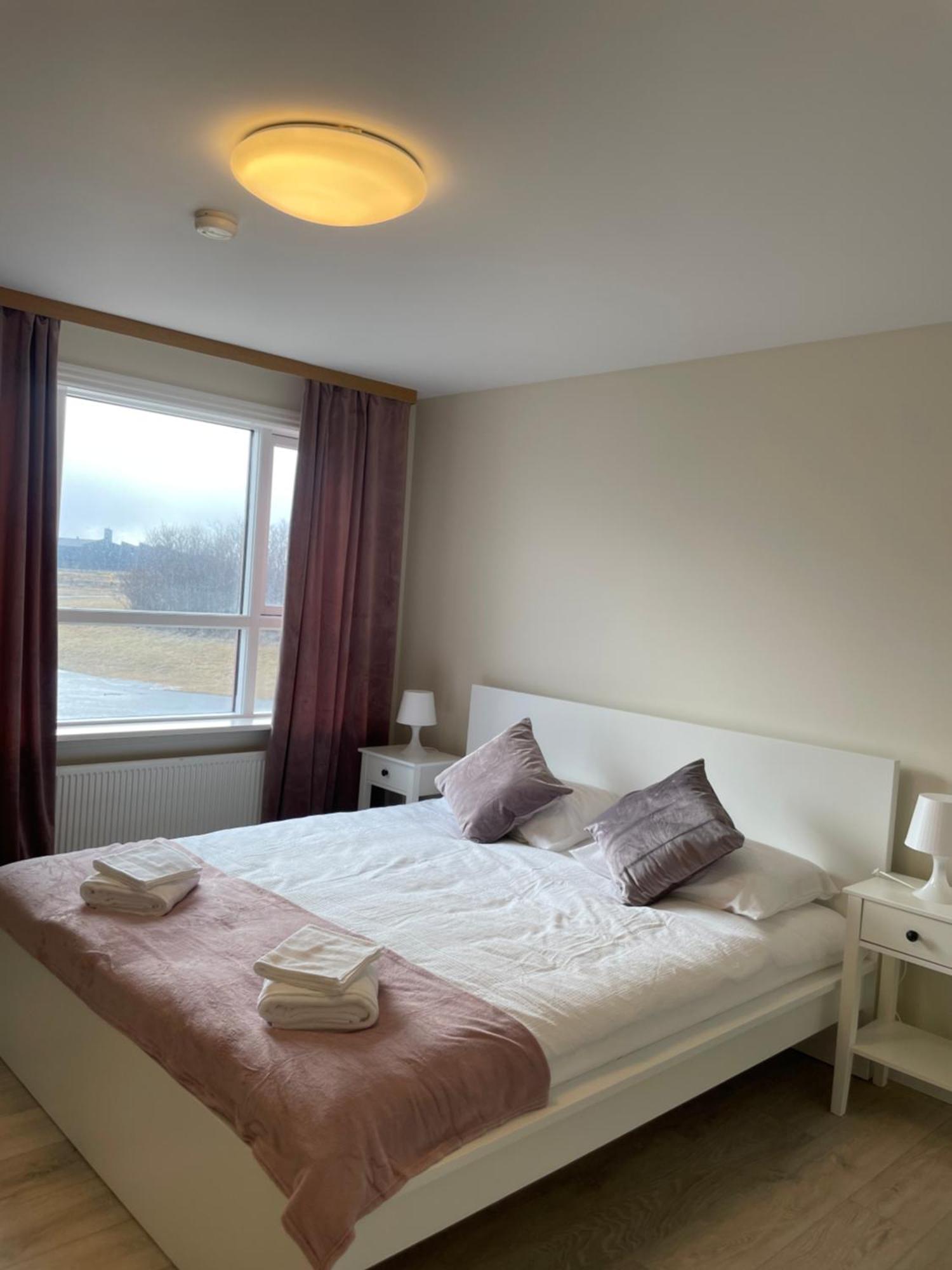 Iq Apartments 2 Кефлавик Экстерьер фото