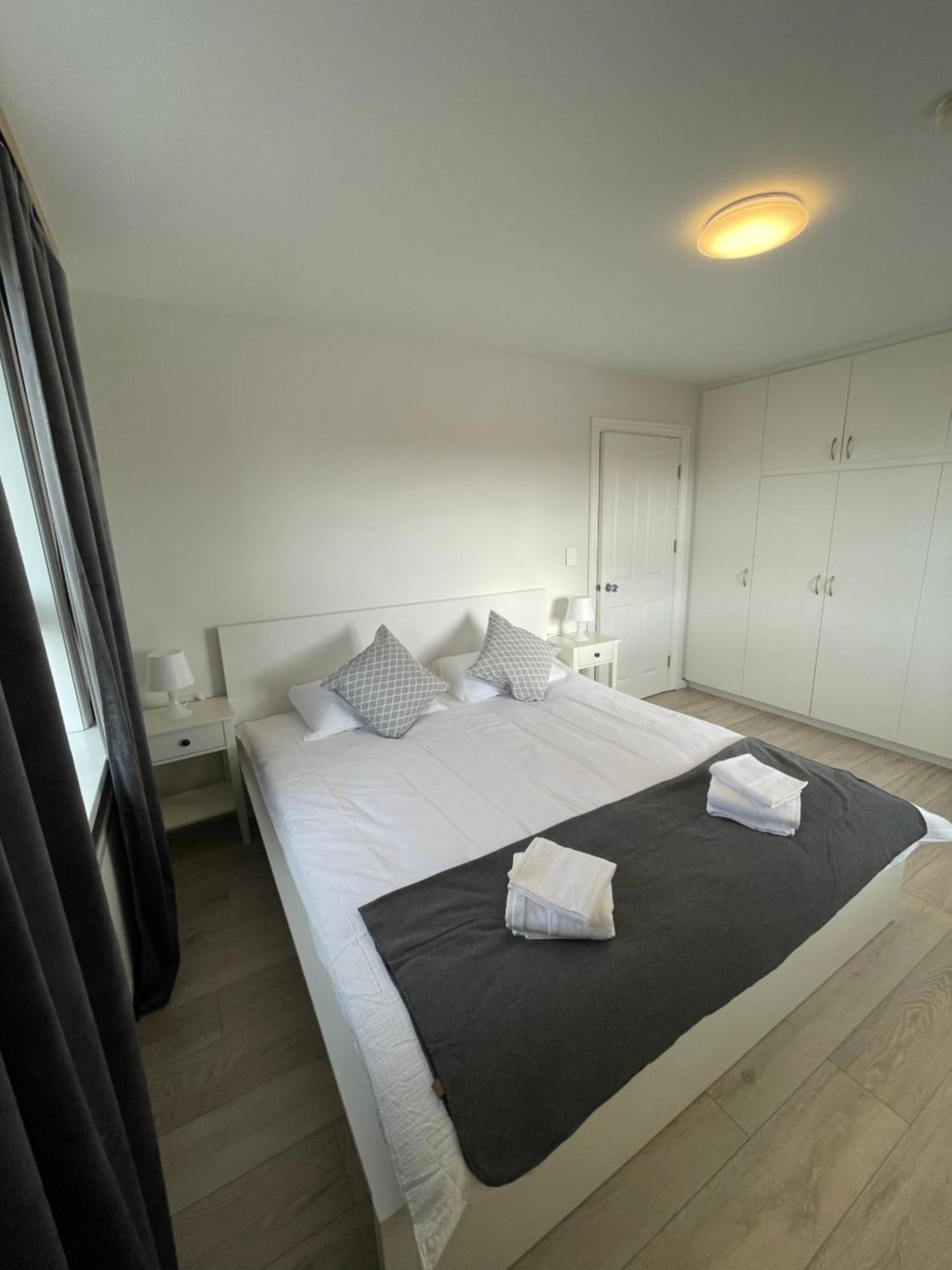 Iq Apartments 2 Кефлавик Экстерьер фото